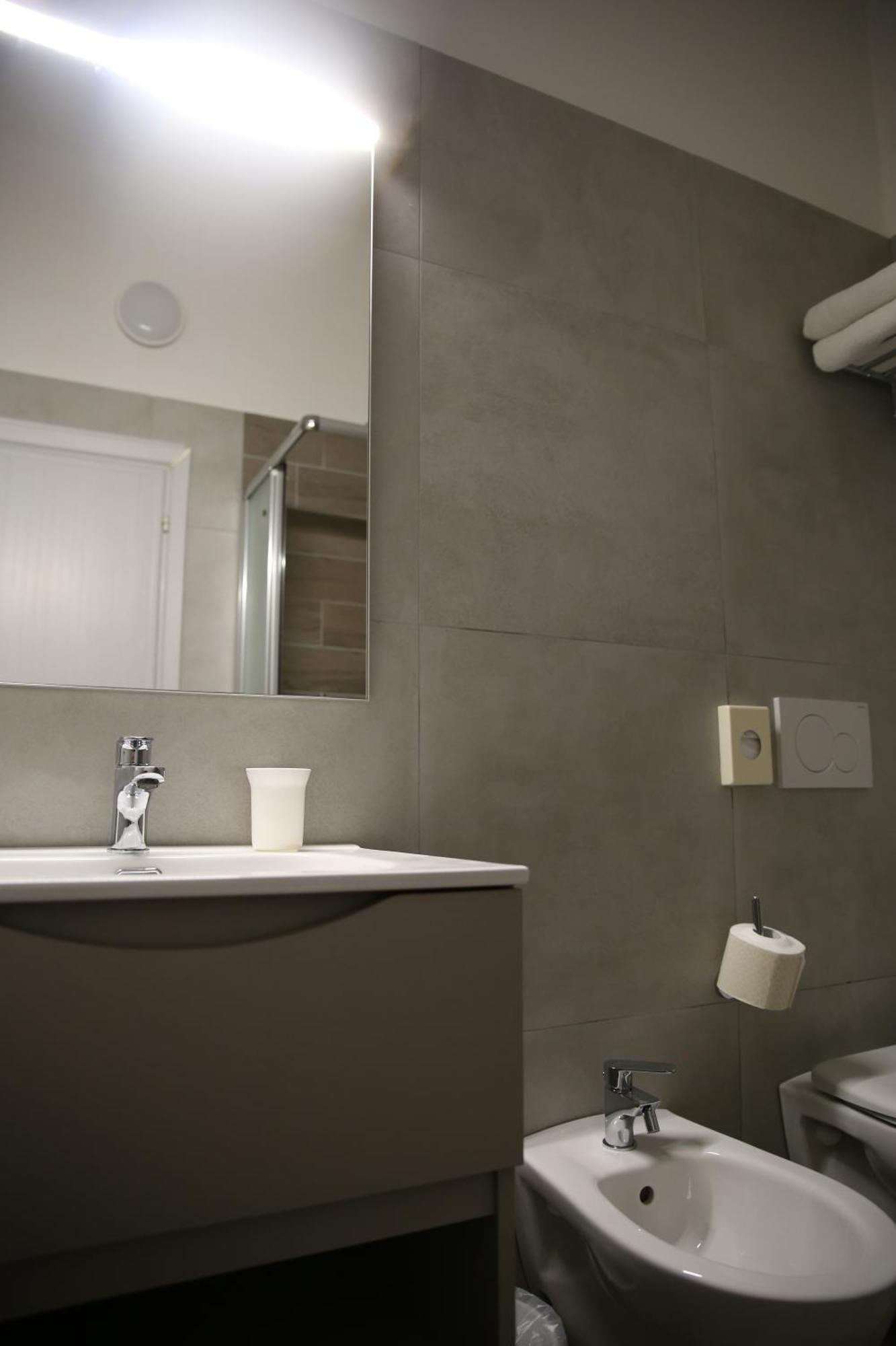 Hotel Philadelphia Cattolica Habitación foto
